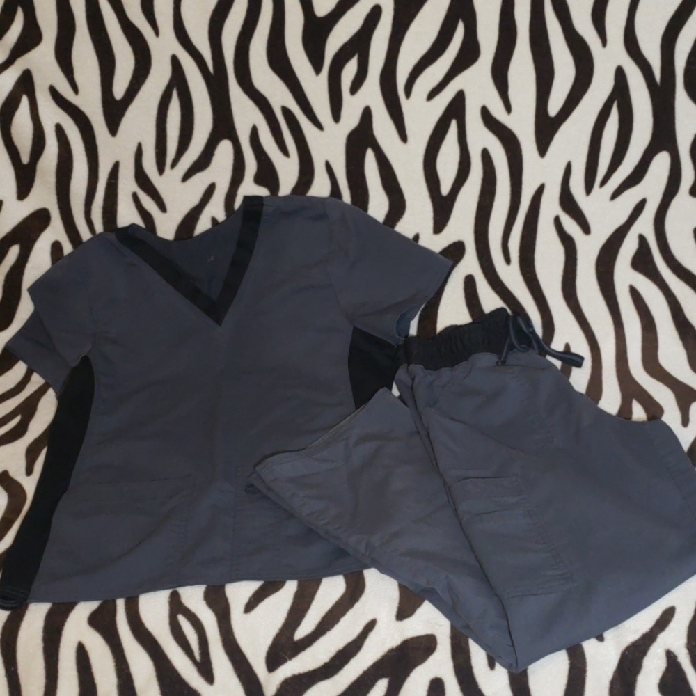 Scrubstar scrub set